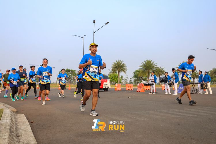 Race photo from ISOPlus Run 2024 Jakarta