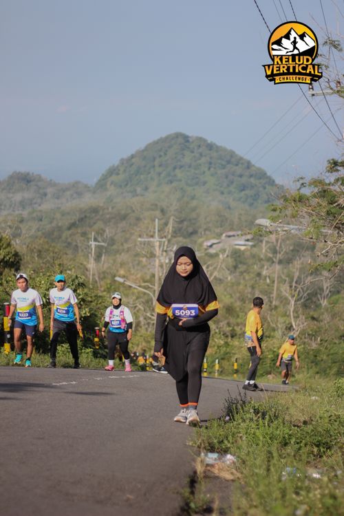 Race photo from Kelud Vertical Challenge 2024