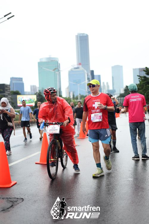 Race photo from Smartfren Run 2024