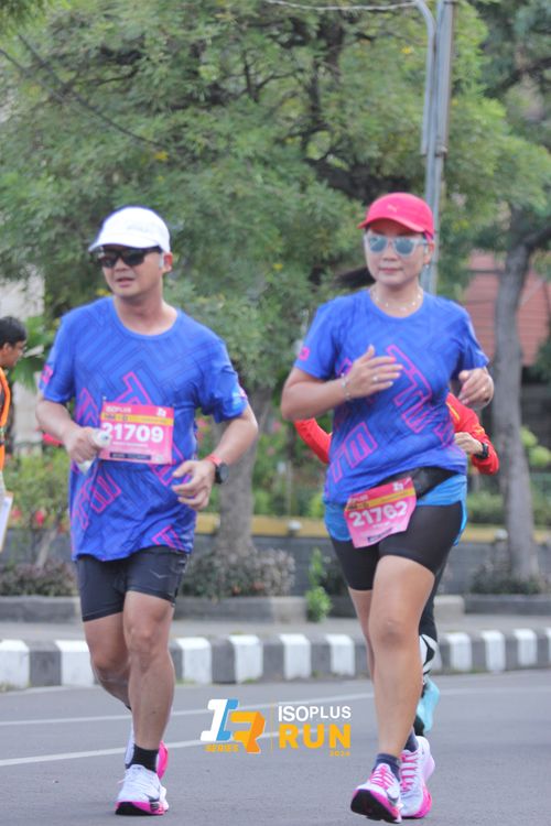 Race photo from Isoplus Run 2024 Surabaya