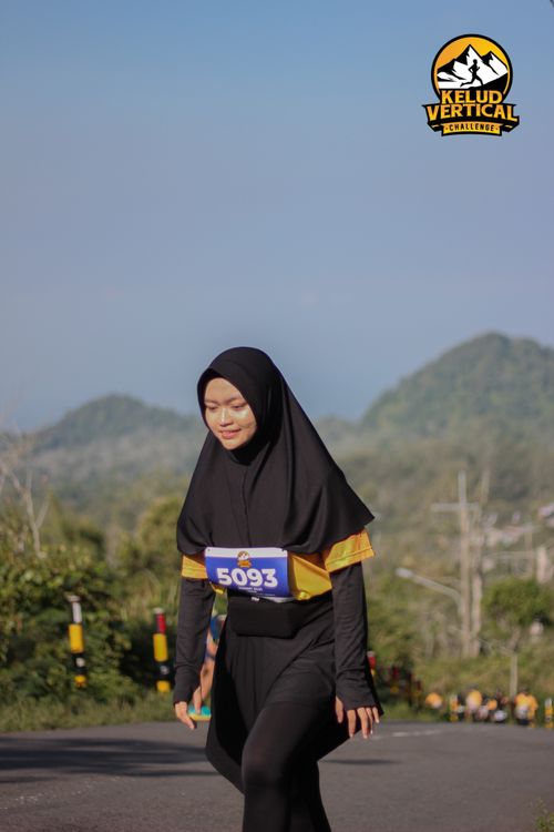 Race photo from Kelud Vertical Challenge 2024