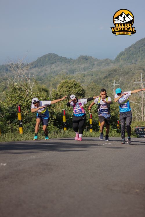 Race photo from Kelud Vertical Challenge 2024