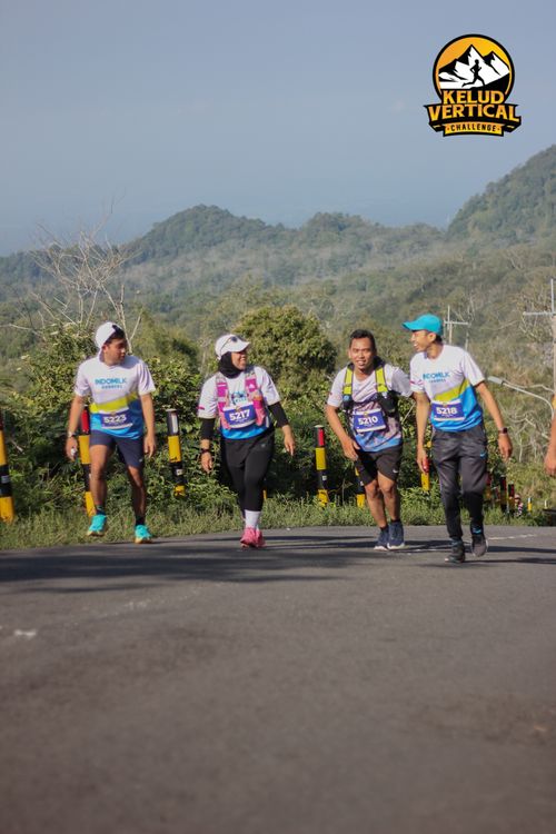 Race photo from Kelud Vertical Challenge 2024