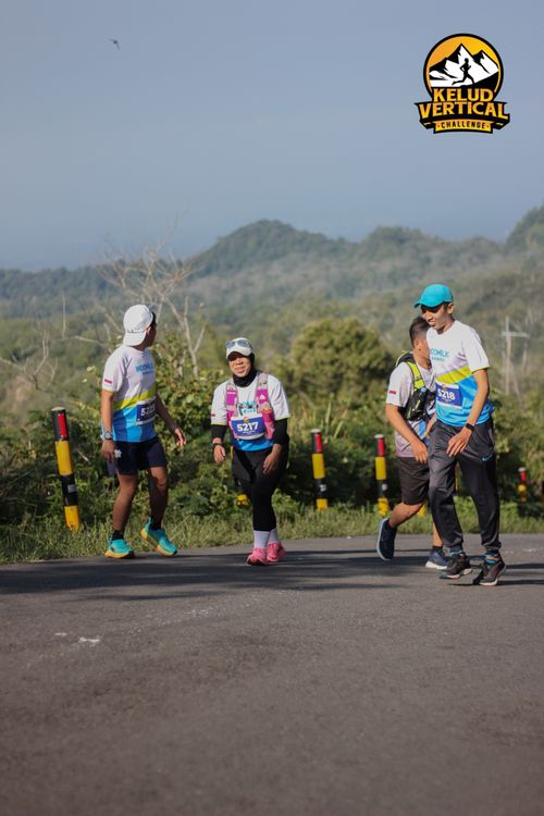 Race photo from Kelud Vertical Challenge 2024