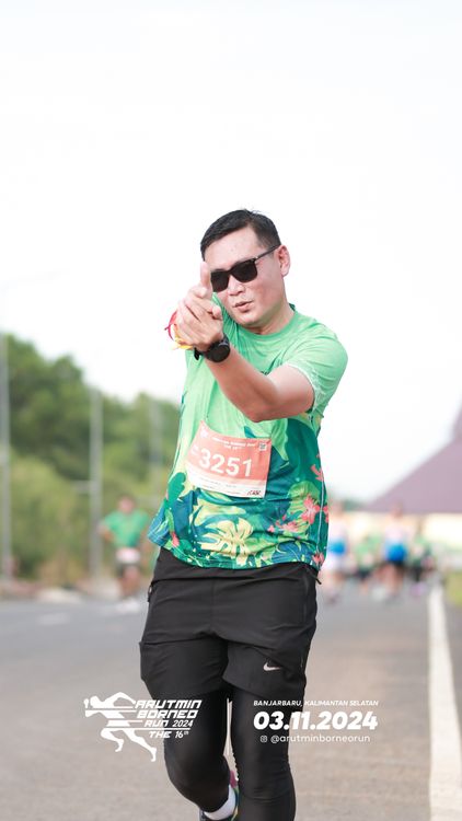 Race photo from Arutmin Borneo Run 2024