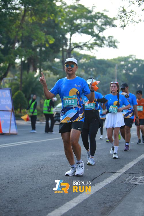 Race photo from Isoplus Run 2024 Surabaya
