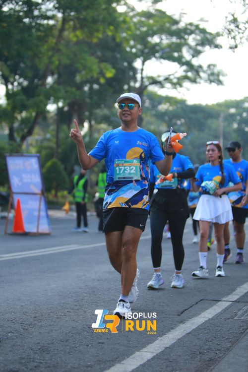 Race photo from Isoplus Run 2024 Surabaya
