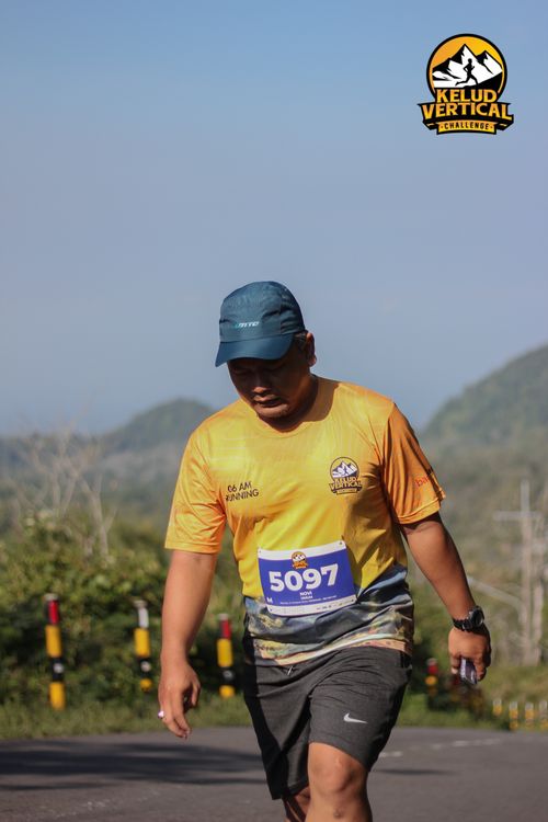 Race photo from Kelud Vertical Challenge 2024