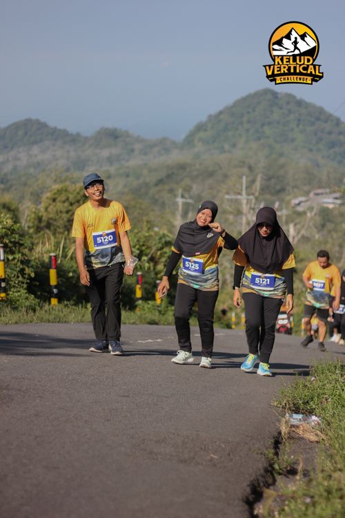 Race photo from Kelud Vertical Challenge 2024
