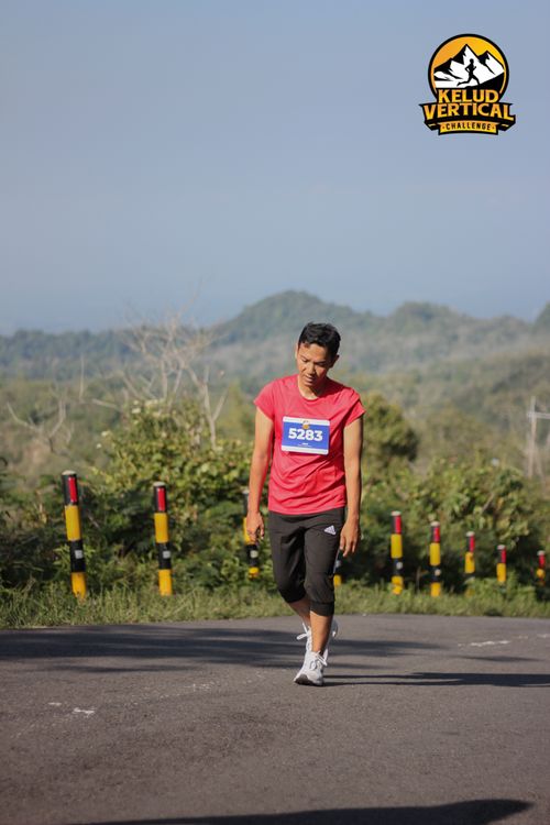 Race photo from Kelud Vertical Challenge 2024