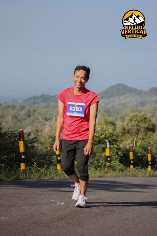 Race photo from Kelud Vertical Challenge 2024