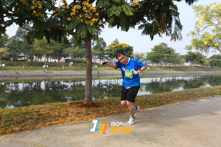 Race photo from ISOPlus Run 2024 Jakarta
