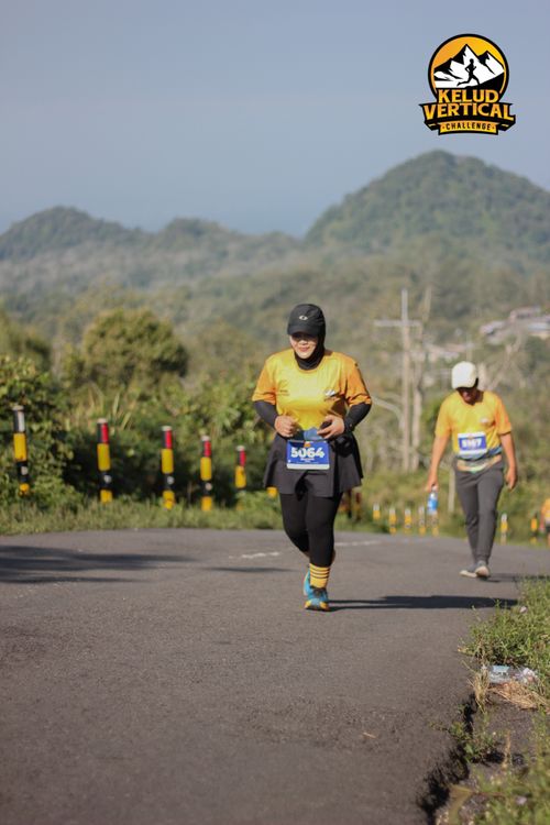 Race photo from Kelud Vertical Challenge 2024