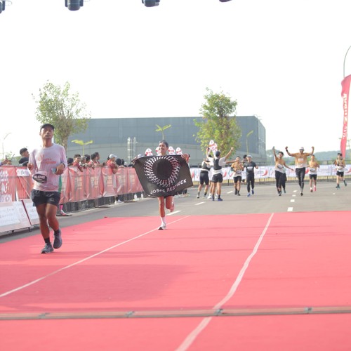 Race photo from KEDIRI HALF MARATHON 2026