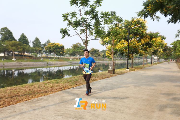 Race photo from ISOPlus Run 2024 Jakarta