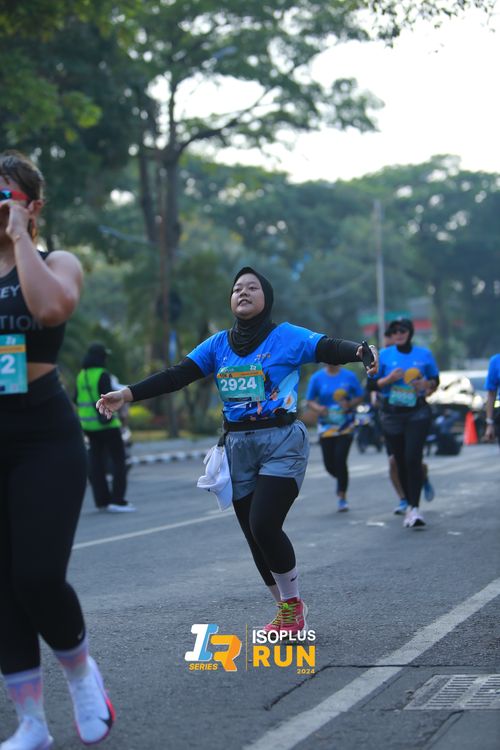 Race photo from Isoplus Run 2024 Surabaya