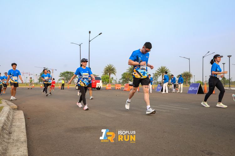 Race photo from ISOPlus Run 2024 Jakarta