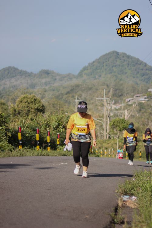 Race photo from Kelud Vertical Challenge 2024