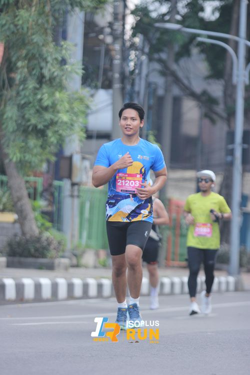 Race photo from Isoplus Run 2024 Surabaya