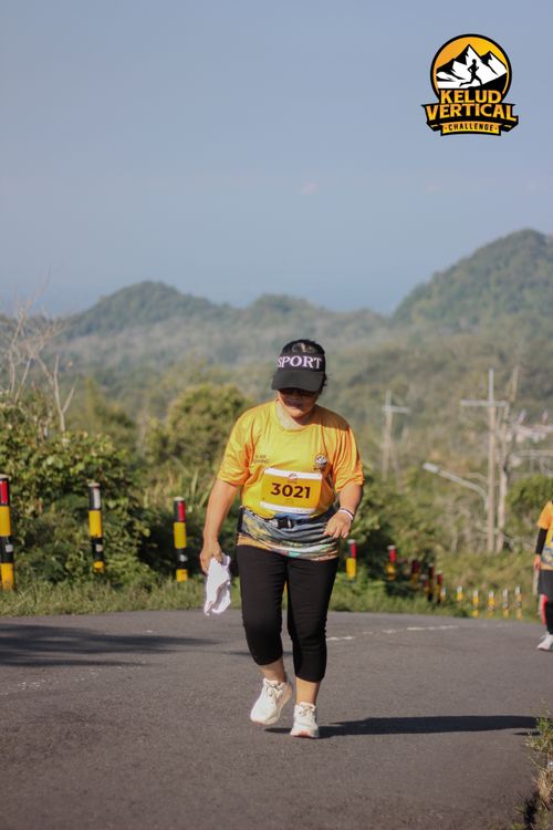 Race photo from Kelud Vertical Challenge 2024
