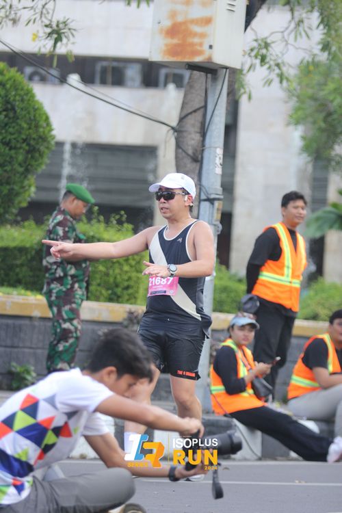 Race photo from Isoplus Run 2024 Surabaya