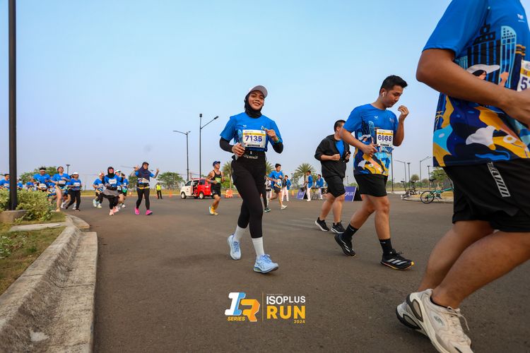 Race photo from ISOPlus Run 2024 Jakarta