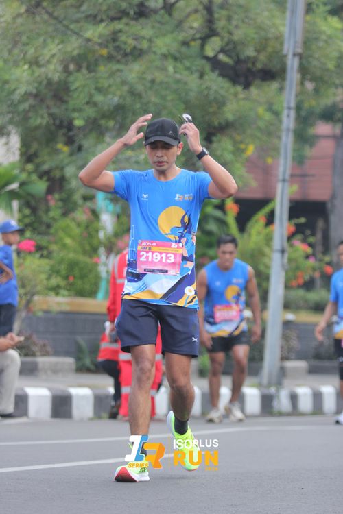 Race photo from Isoplus Run 2024 Surabaya