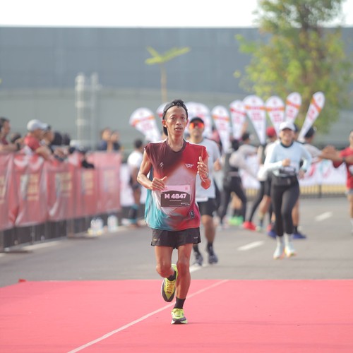 Race photo from KEDIRI HALF MARATHON 2026