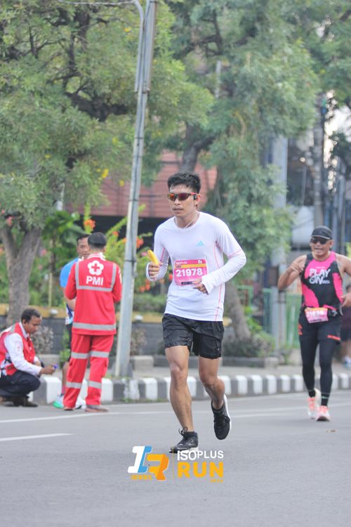 Race photo from Isoplus Run 2024 Surabaya