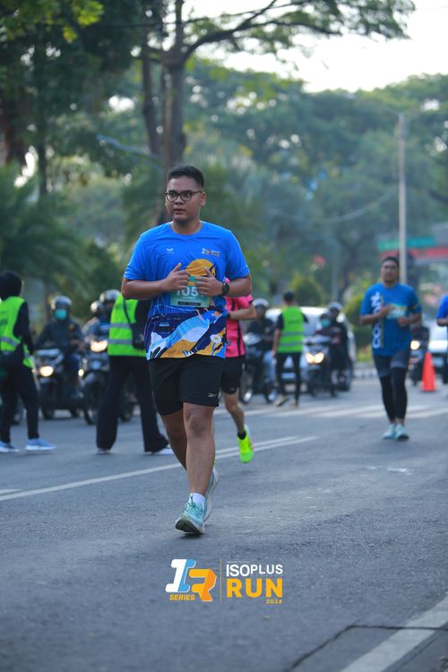 Race photo from Isoplus Run 2024 Surabaya