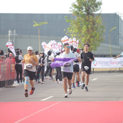 Race photo from KEDIRI HALF MARATHON 2026