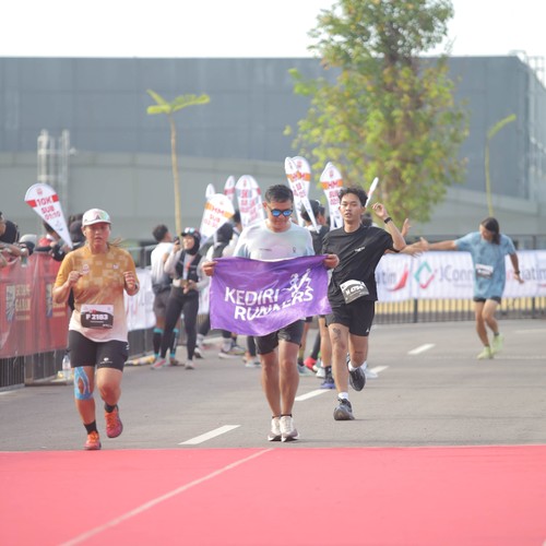 Race photo from KEDIRI HALF MARATHON 2026