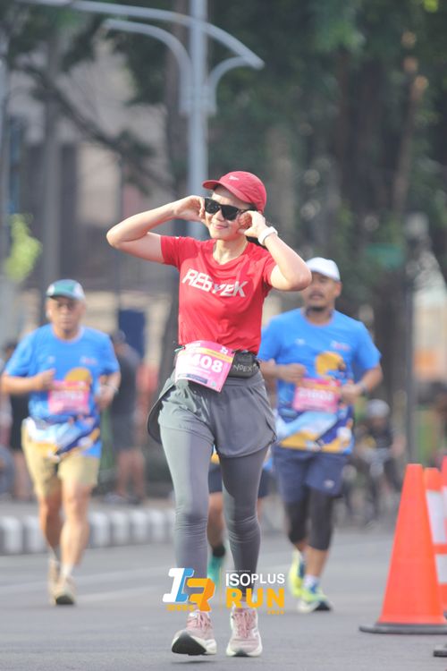 Race photo from Isoplus Run 2024 Surabaya