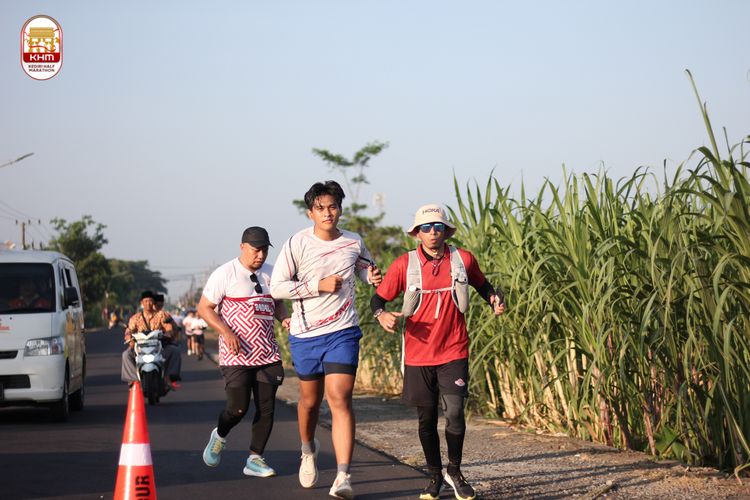 Race photo from Kediri Half Marathon 2024