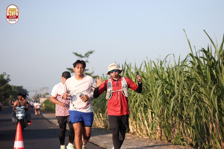 Race photo from Kediri Half Marathon 2024