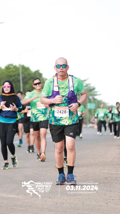 Race photo from Arutmin Borneo Run 2024