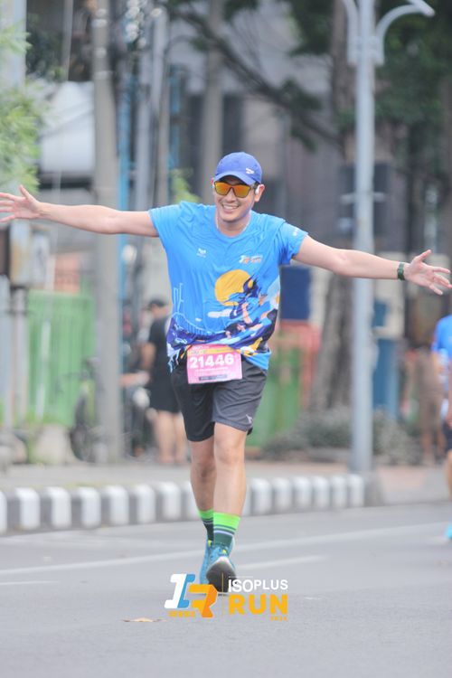 Race photo from Isoplus Run 2024 Surabaya