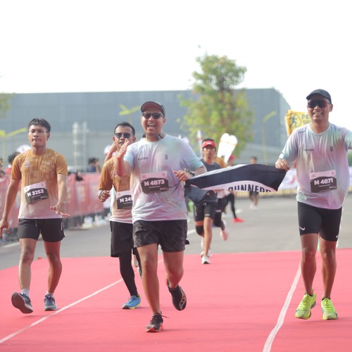 Race photo from KEDIRI HALF MARATHON 2026