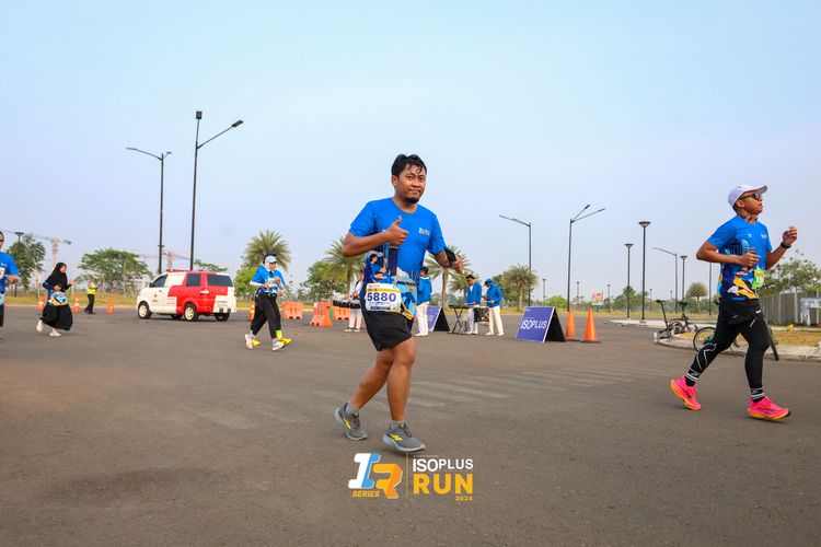 Race photo from ISOPlus Run 2024 Jakarta
