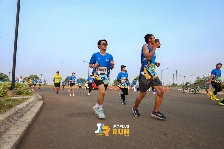 Race photo from ISOPlus Run 2024 Jakarta