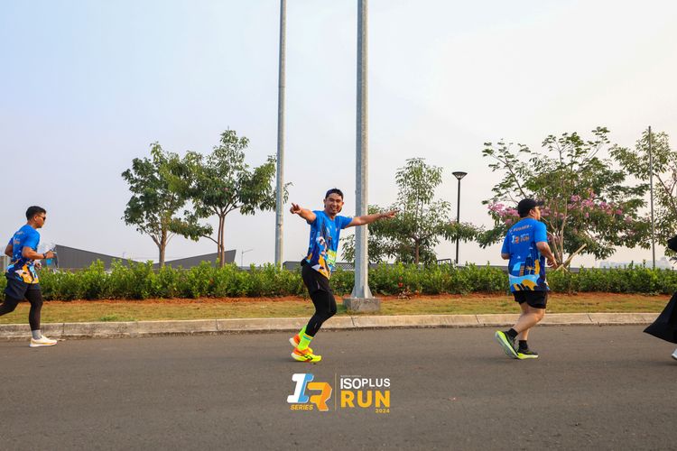 Race photo from ISOPlus Run 2024 Jakarta