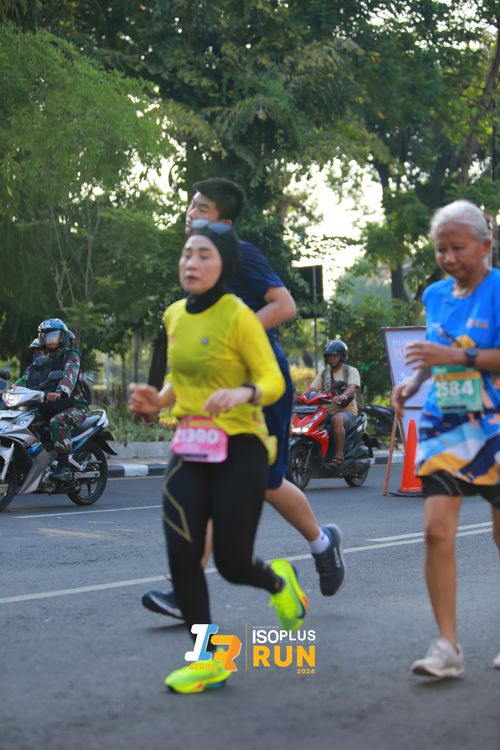 Race photo from Isoplus Run 2024 Surabaya