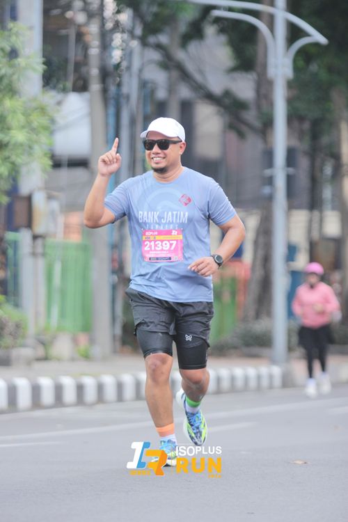 Race photo from Isoplus Run 2024 Surabaya