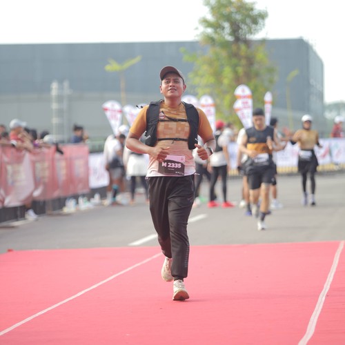 Race photo from KEDIRI HALF MARATHON 2026