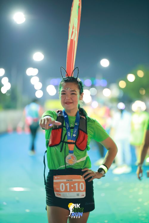 Race photo from PIK NITE RUN 2025
