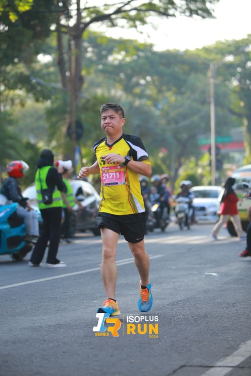 Race photo from Isoplus Run 2024 Surabaya