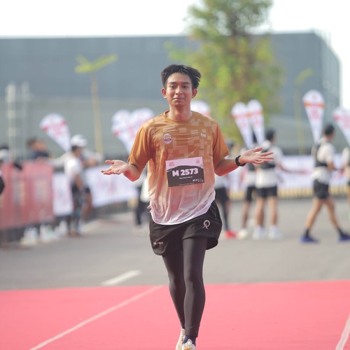Race photo from KEDIRI HALF MARATHON 2026