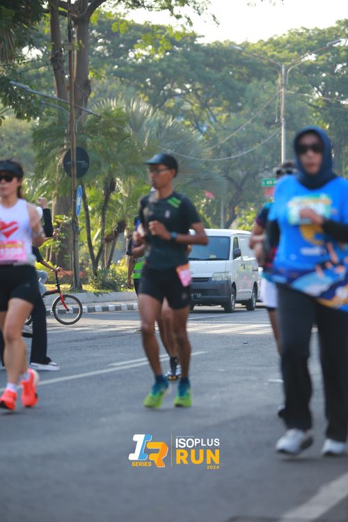 Race photo from Isoplus Run 2024 Surabaya