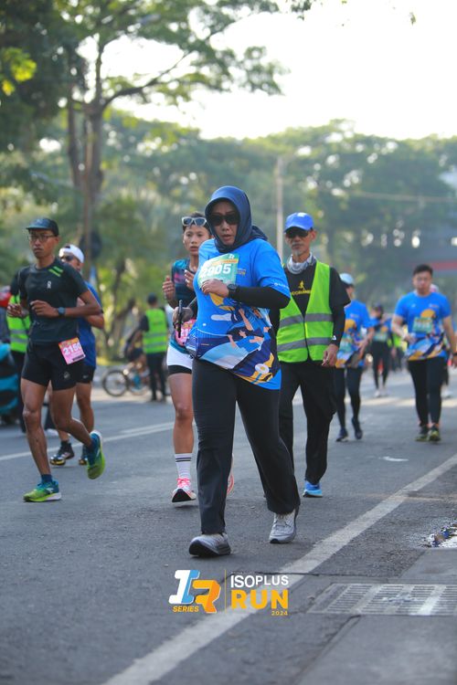 Race photo from Isoplus Run 2024 Surabaya