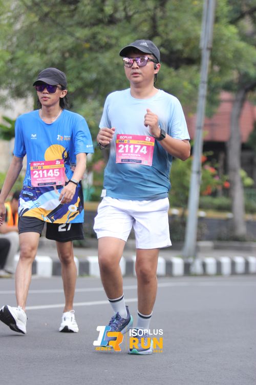 Race photo from Isoplus Run 2024 Surabaya